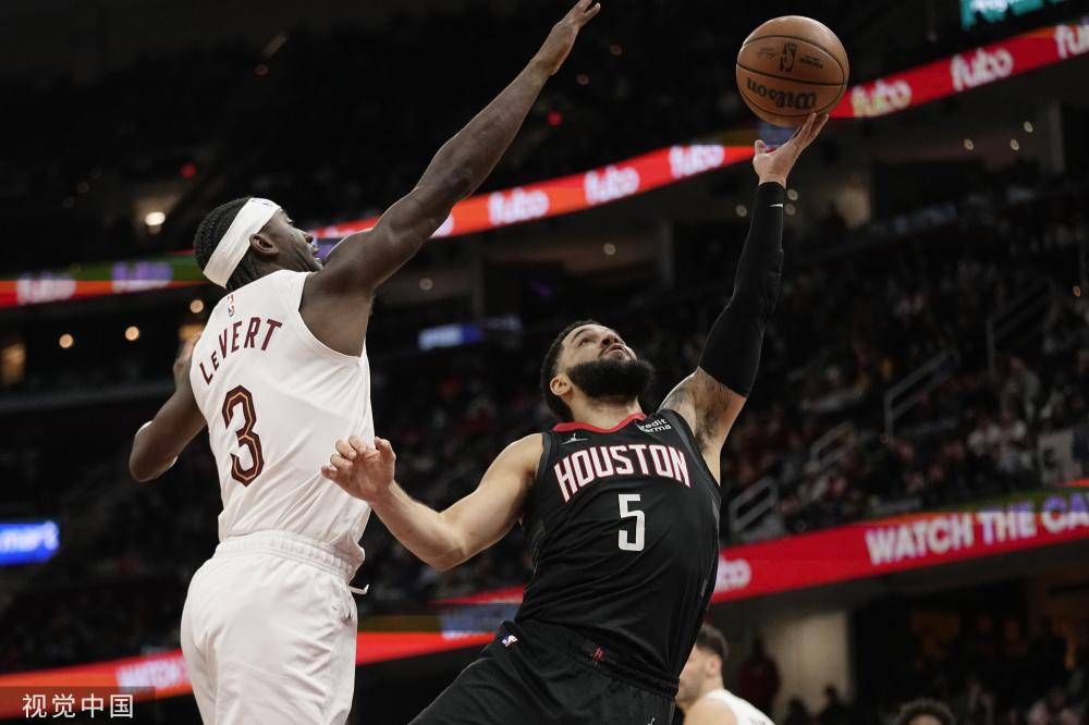 和一位名叫 和一位名叫