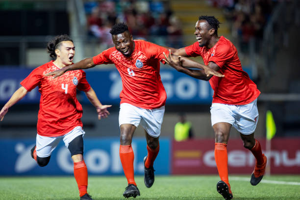 和一位名叫 和一位名叫